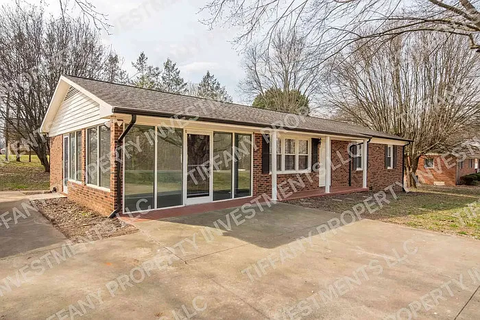 464 Mocksville Hwy