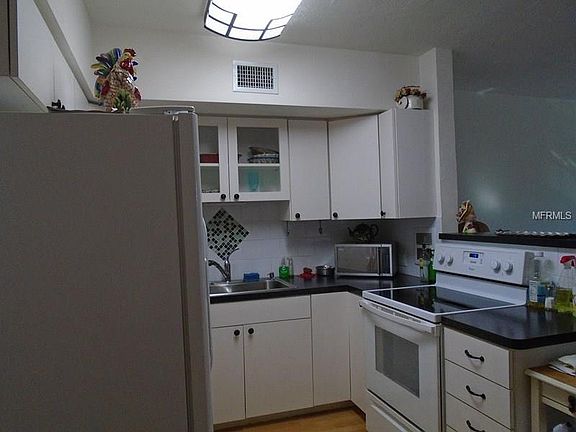 4th image of 4325 58th Way N APT 1529