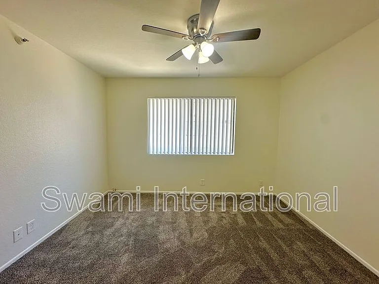14323 Cerise Ave #18 — Photo 37