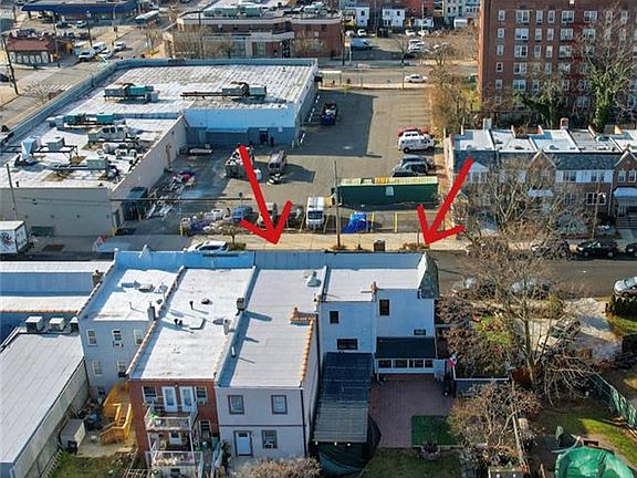 3rd image of 2071 Haring St #2073