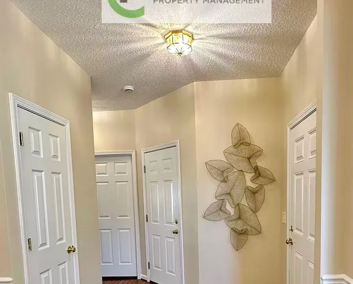 4623 Village Square Ct — Photo 11