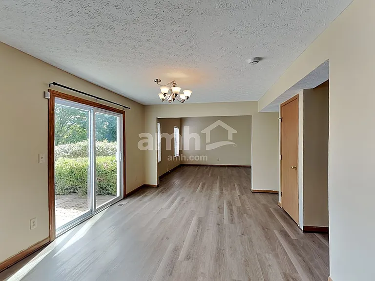 172 Steiger Ct — Photo 7