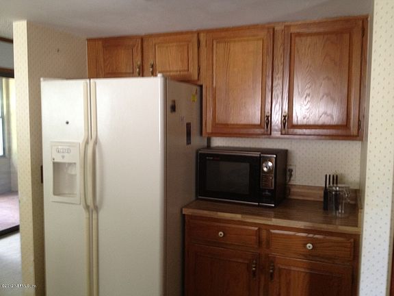 4th image of 8117 Village Gate Ct