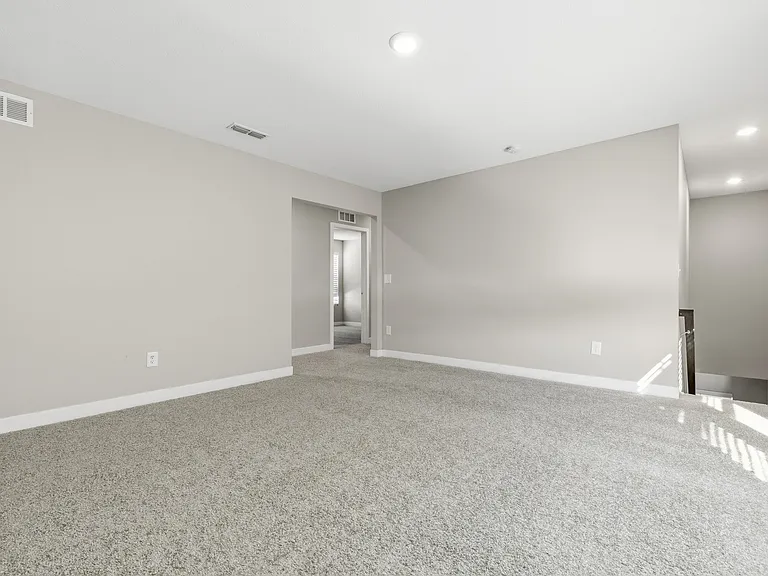 9681 Crossfield Rd — Photo 20