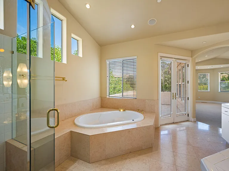 10 Warrens Way — Photo 20