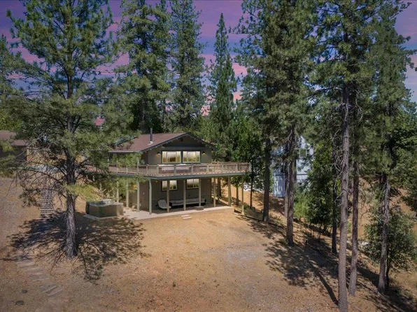 11993 Valenta Way, Groveland, CA 95321
