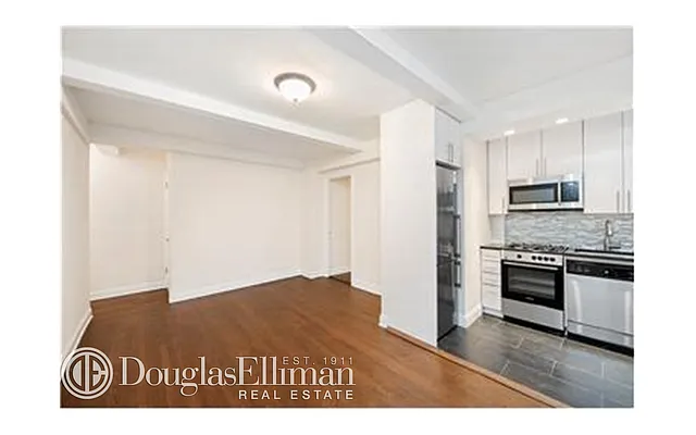 Rented by Douglas Elliman | media 7