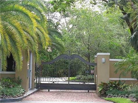 4th image of 6715 Poinciana Ct