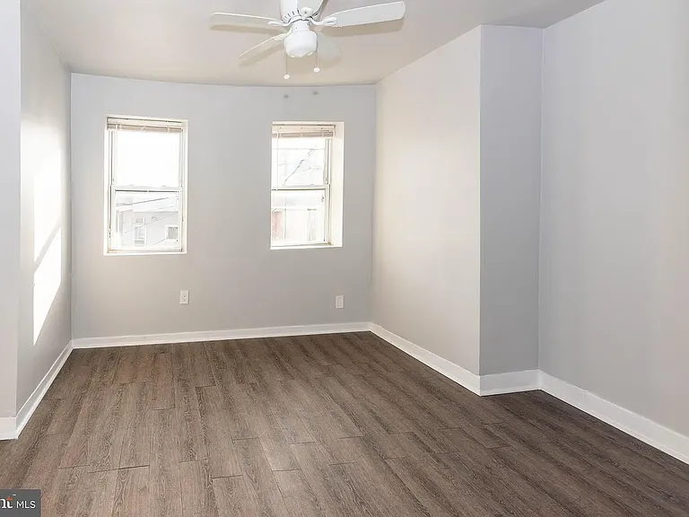 527 S Lehigh St — Photo 28