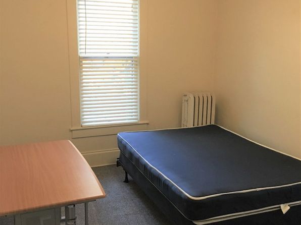 413 W Main St, 413 W Main St APT 2, Urbana, IL 61801