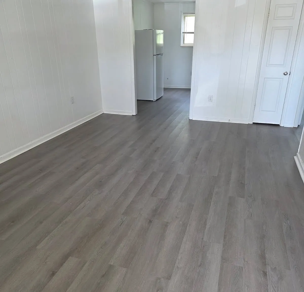106 Garrett Ln — Photo 4