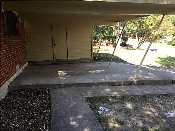 5th image of 3324 Sheldon Ave