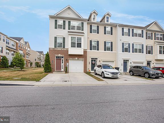2nd image of 8329 Horned Owl Ln