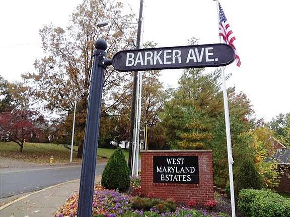 5th image of 1013 N Barker Ave