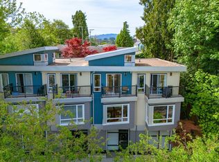 116 Queens Rd #202, Duncan, BC V9L 2W6