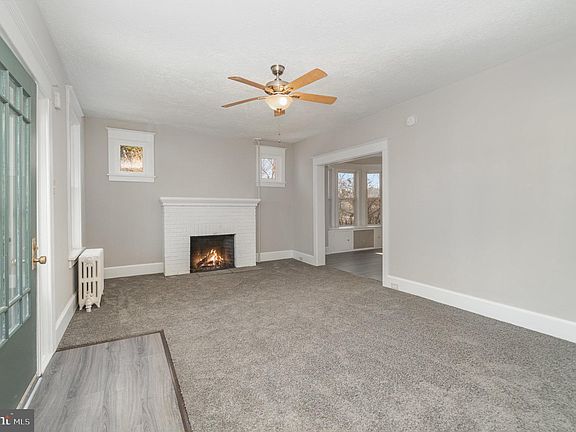 5th image of 2239 Boas St
