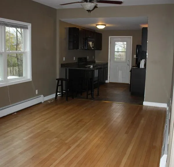 339 W Crescent St #1 — Photo 8