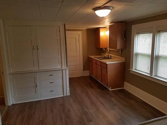 3rd image of 4365 72nd Ave APT 2