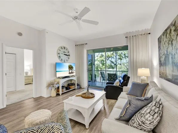 8239 Parkstone PL #4-305, NAPLES, FL 34120
