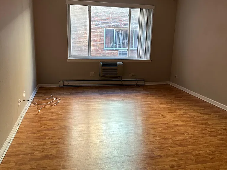 3825-103 N Pine Grove Ave #3825-103 — Photo 1