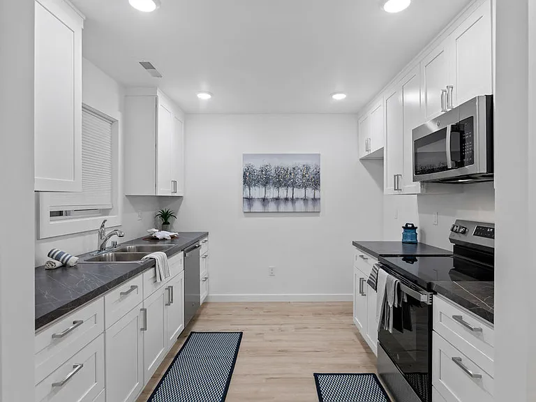 218 Reda Ln — Photo 16