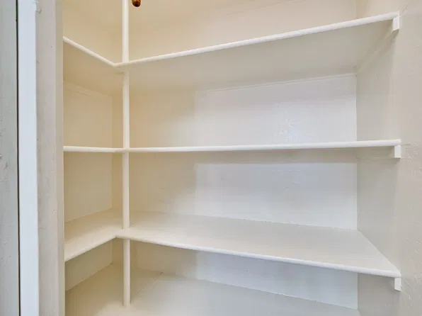 1560 Albatross Dr #2, Sunnyvale, CA 94087