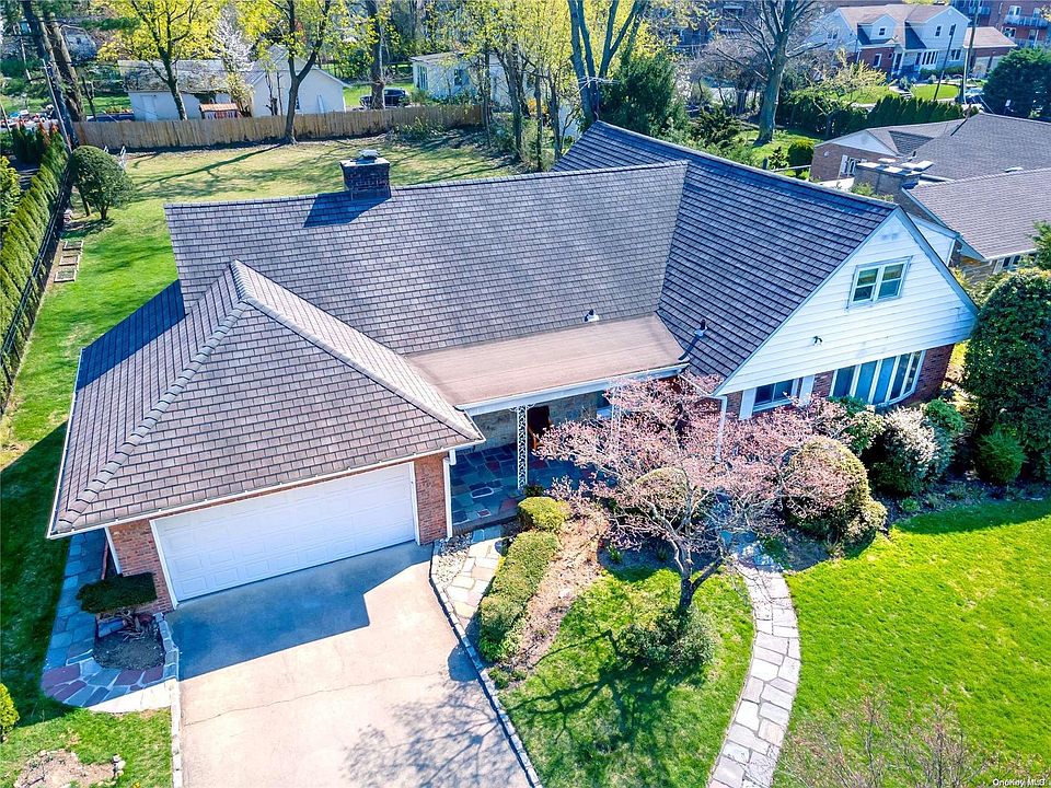 1st image of 42 Nassau Drive