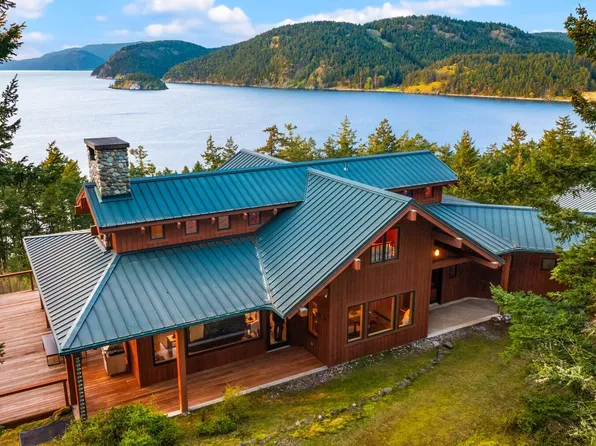 707 NW Thatcher Pass Road, Decatur Island, WA 98221