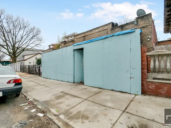 2724 Clarendon Road image 5 of 10