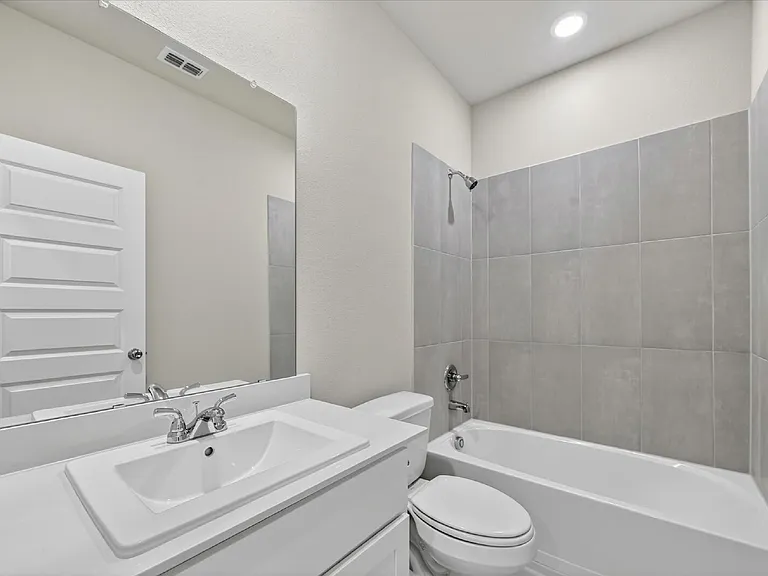 5722 Rushing River Way — Photo 15