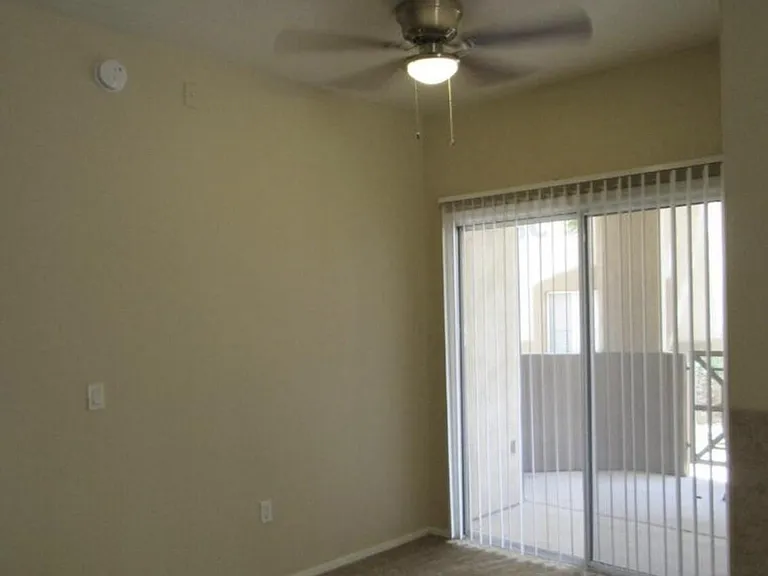 600 W Grove Pkwy #1024 — Photo 8