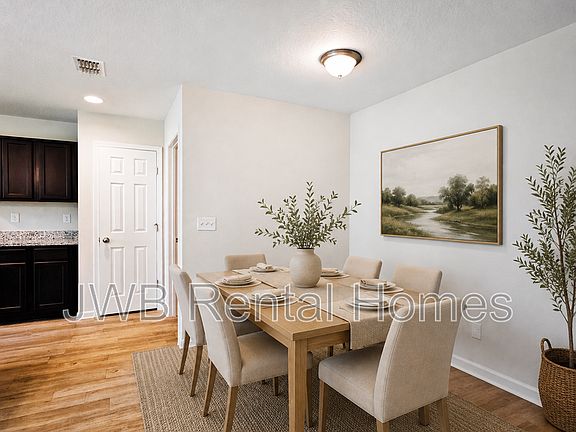 5th image of 9027 Dandy Ave