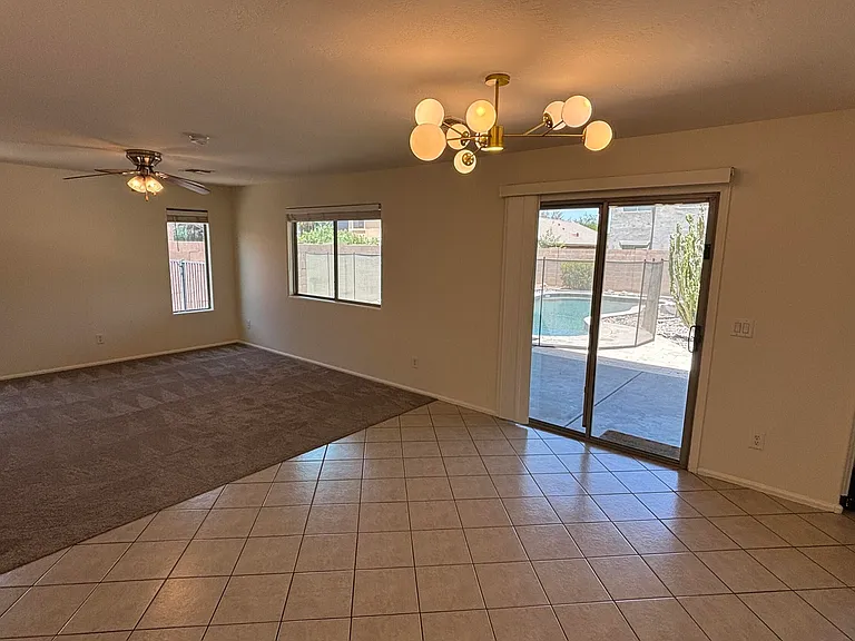 624 W Mesquite Tree Ln — Photo 4