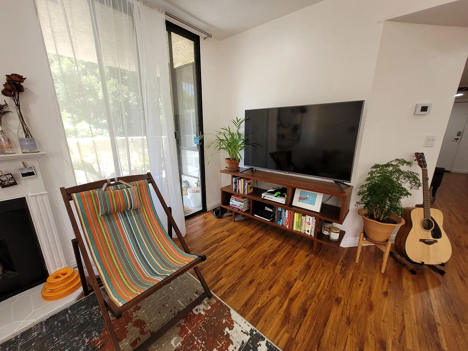 2 bed, 1000 sqft, $3,100 — Photo 3