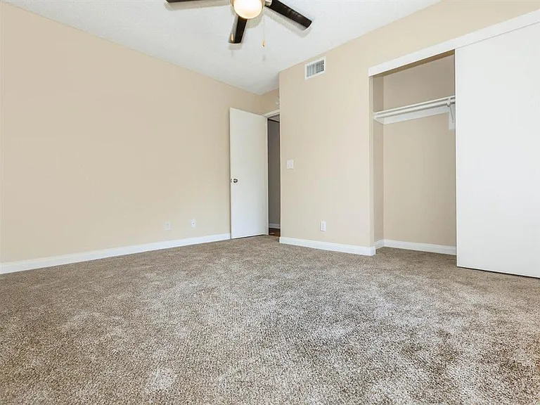 San Jacinto RC Apartments — Photo 13