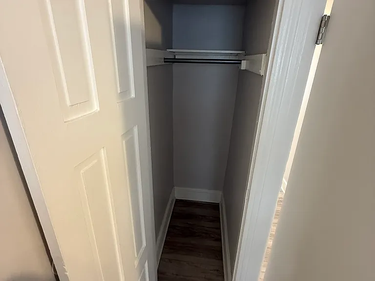 2040 N Darien St — Photo 15