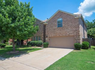 1916 Collington Dr, Roanoke, TX 76262