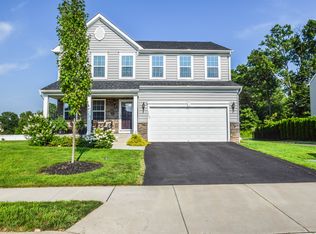 1847 Alamingo Dr, Quakertown, PA 18951