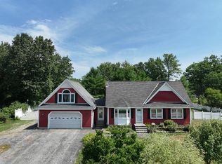 1 Brackett Ln, Waterboro, ME 04087