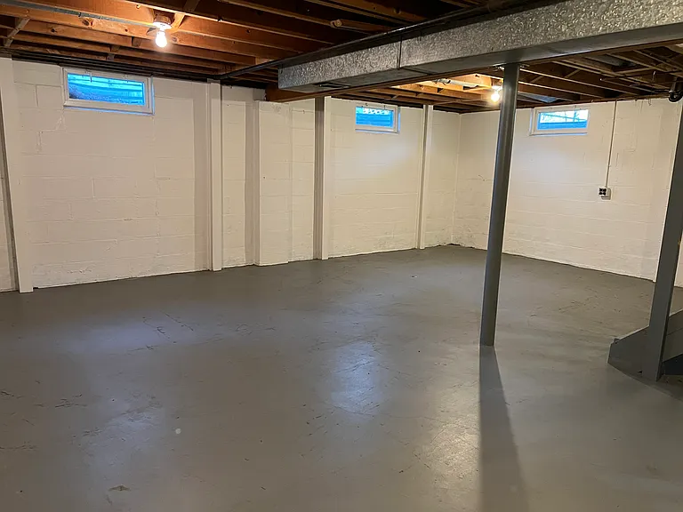 Full Basement