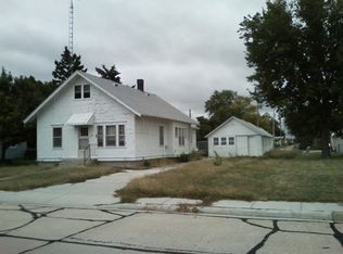 914 C St, Cozad, NE 69130