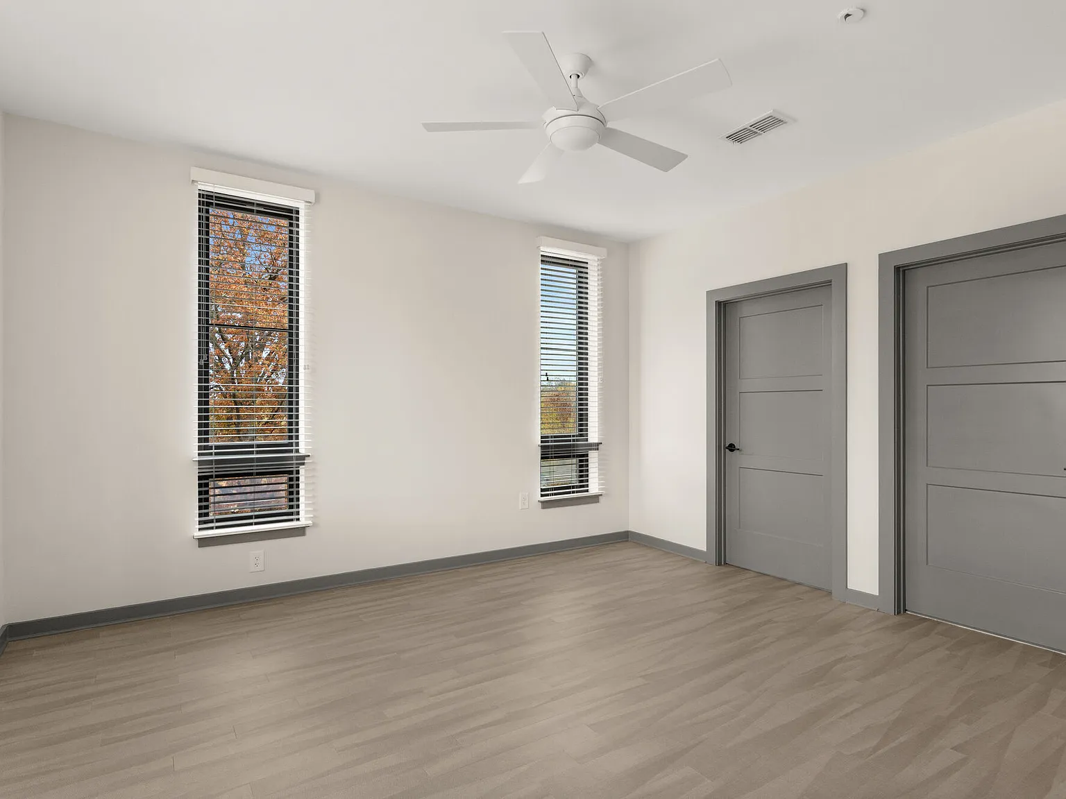 Red Oak Flats — Photo 1