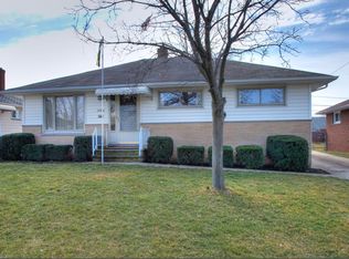 15916 Rowena Ave, Maple Heights, OH 44137