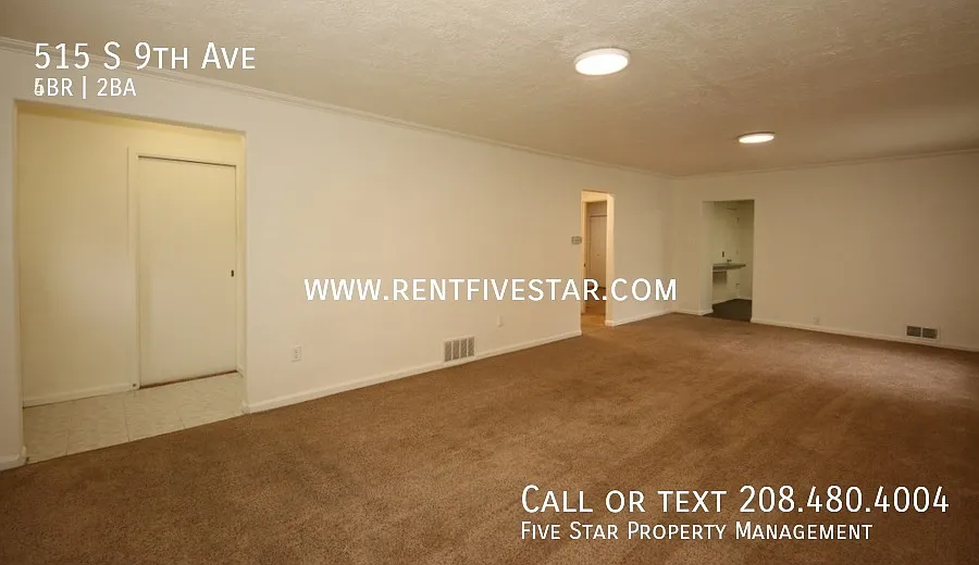 Charming 4 Bedroom Home Near ISU with Bonus Room! — Photo 4