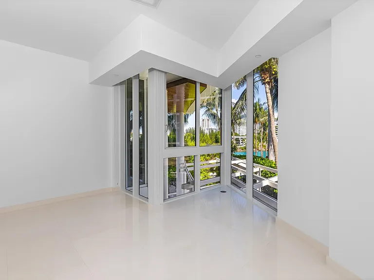 1000 S Ocean Blvd #110 — Photo 49
