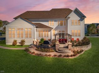 4 Ten Eyck Rd S, Somerville, NJ 08876