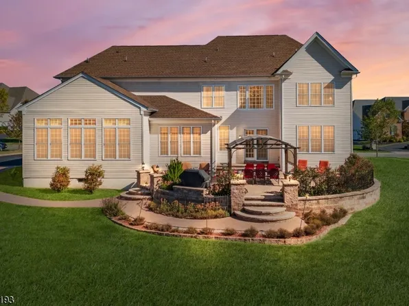 4 Ten Eyck Rd S, Branchburg Twp., NJ 08876