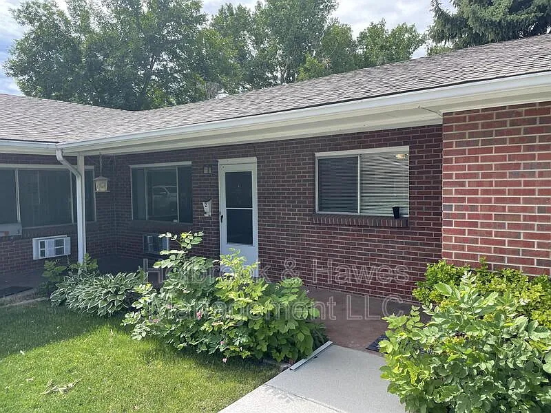 1 bed, 1.0 bath, 647 sqft, $1,425 — Photo 2