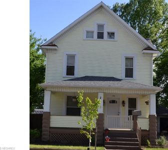 140 N Ave NE, New Philadelphia, OH, 44663