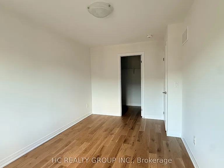16 Anna Russell Way — Photo 10